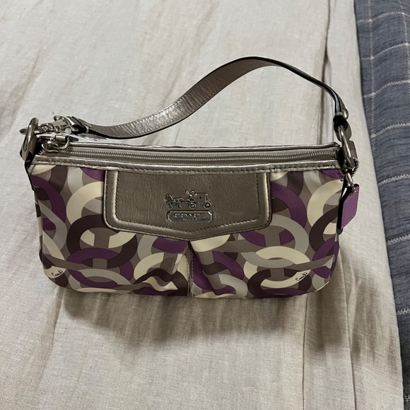 Coach Mini Madison - Picture 2 of 5